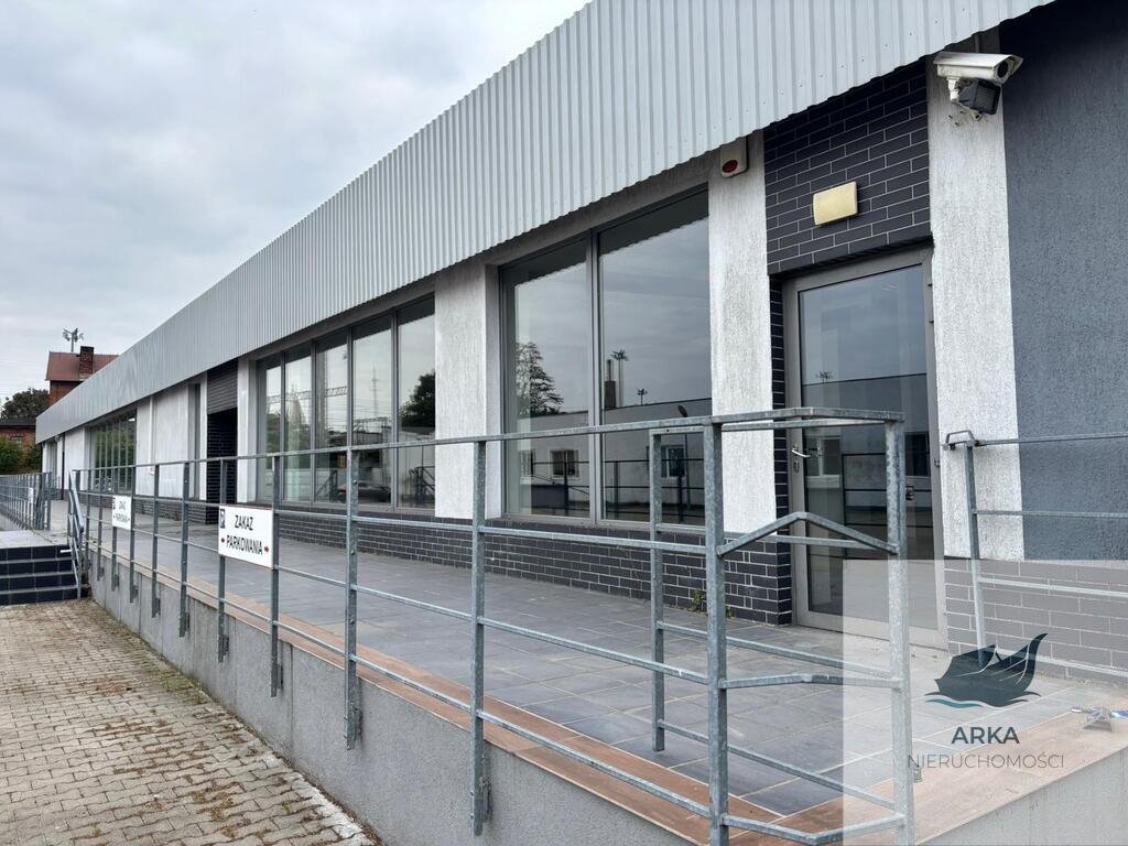 Obiekt handlowo-magazynowy 990 m² z dużym placem i halą Stargard  2 924m2 Foto 1