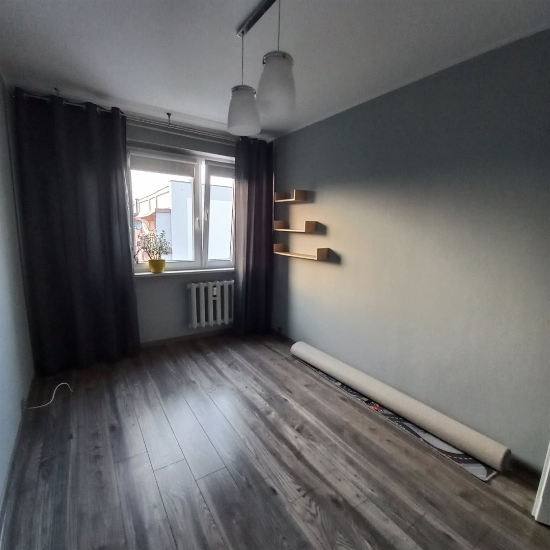 Mieszkanie trzypokojowe na sprzedaż Dąbrowa Górnicza, Centrum  60m2 Foto 3