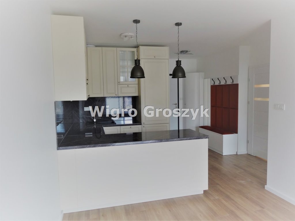 Nowoczesny 2-pokojowy apartament z dużą loggią i miejscem parkingowym Warszawa, Praga-Północ, Praga-Północ  44m2 Foto 1