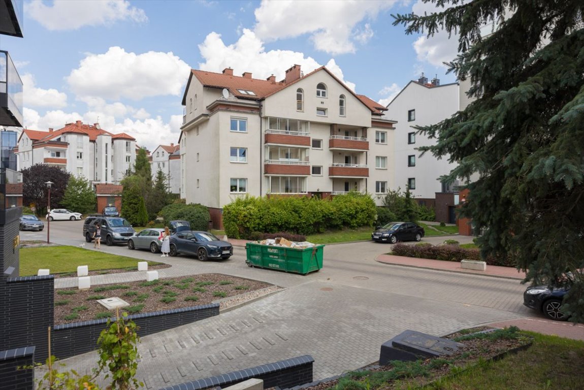 Dwupoziomowe 146 m² z windą i balkonem w Włochach Warszawa, Włochy, Aleje Jerozolimskie  143m2 Foto 1