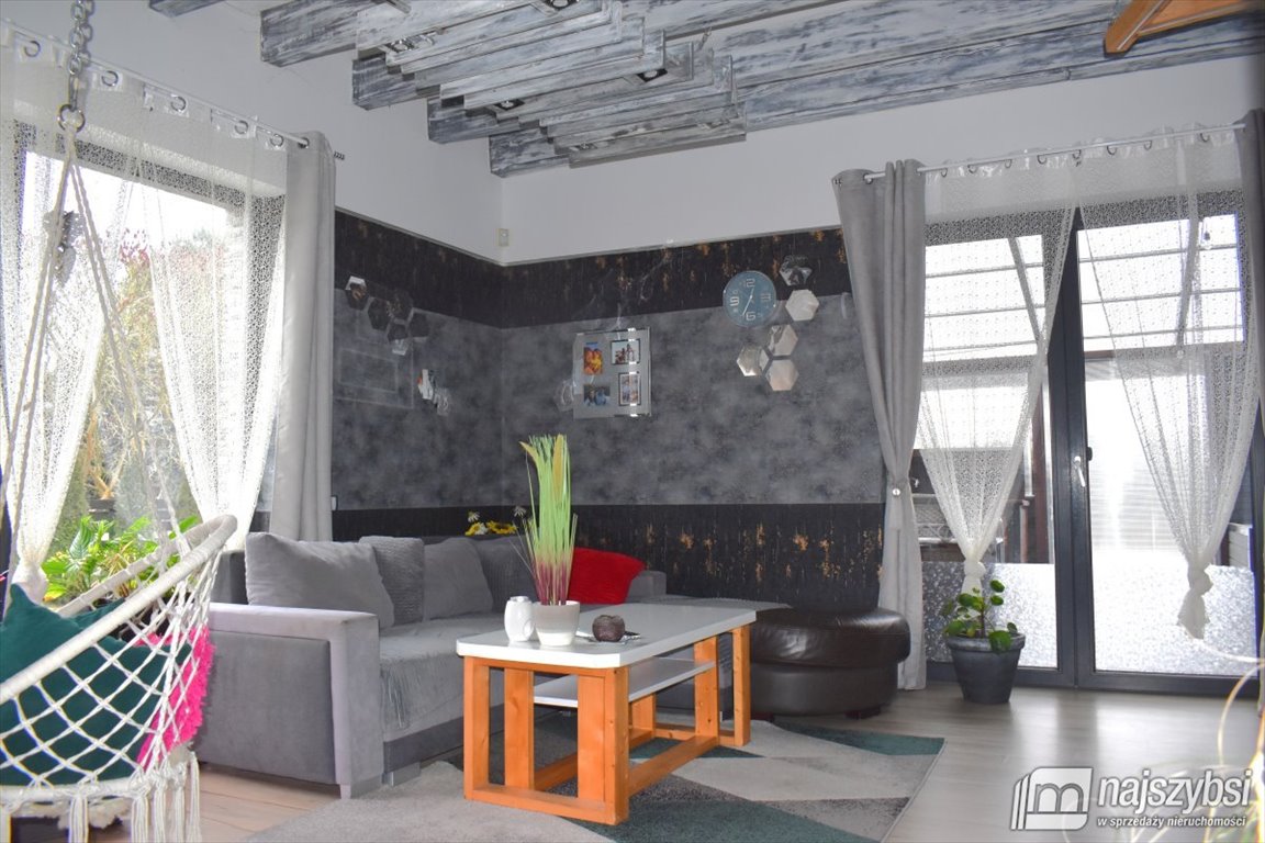 Sprzedam komfortowy dom 160 m² z dużą działką w Kliniskach Wielkich: Kliniska Wielkie