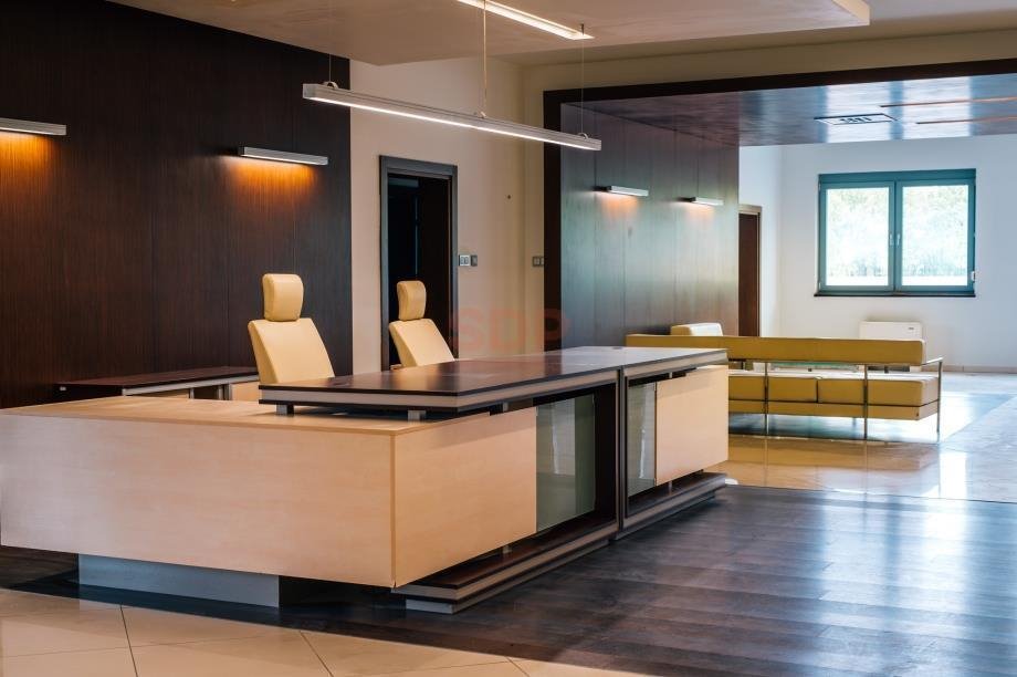 Lokal użytkowy na wynajem Polkowice, Działkowa  1 880m2 Foto 1