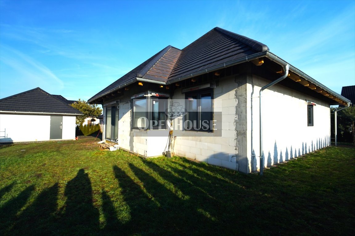 Nowoczesny dom 112 m2 z garażem na dużej działce Żabice  112m2 Foto 1