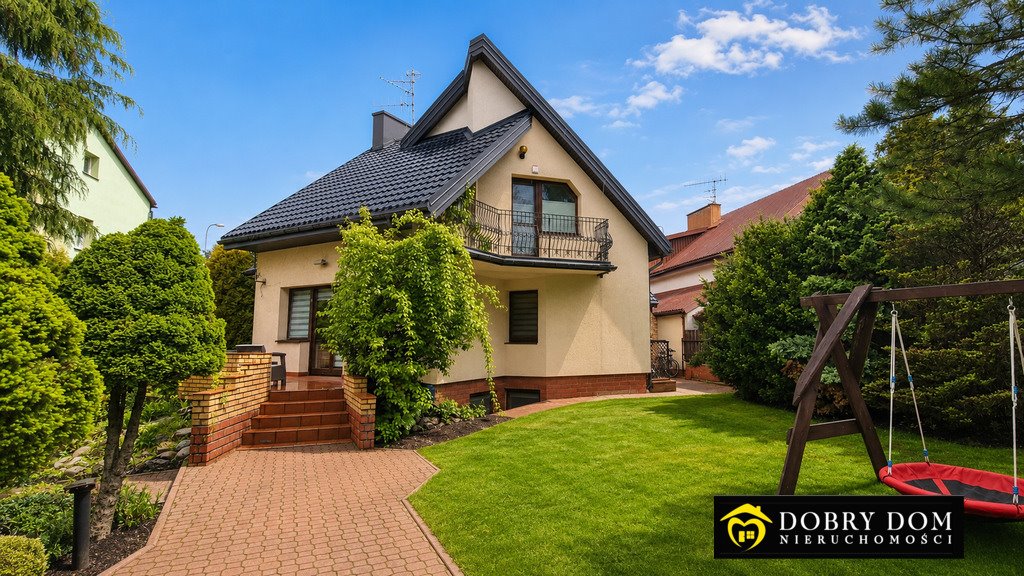 Przestronny dom z ogrodem, sauną i garażem w Jaroszówce Białystok, Jaroszówka  170m2 Foto 1