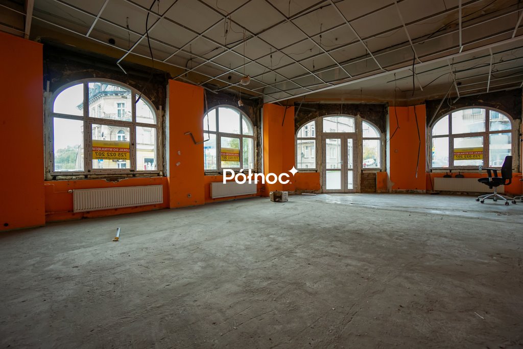 Lokal użytkowy 138 m2 w centrum Kłodzka z dużym potencjałem Kłodzko, Połabska  138m2 Foto 1