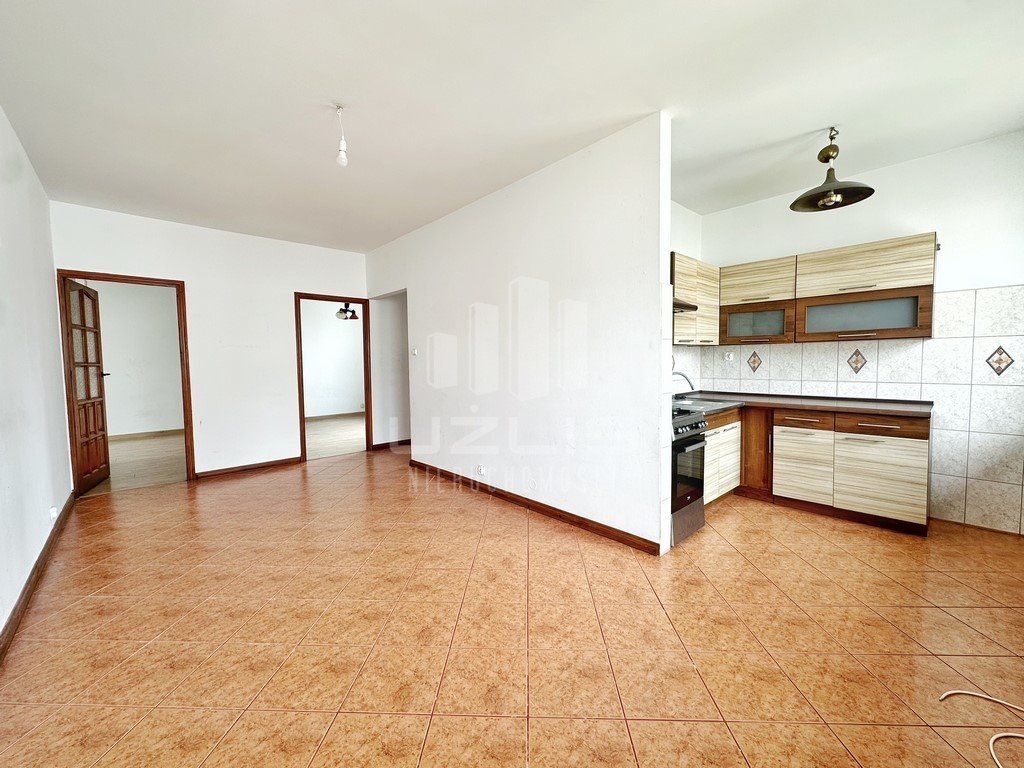 Mieszkanie trzypokojowe na wynajem Starogard Gdański, Gimnazjalna  54m2 Foto 1