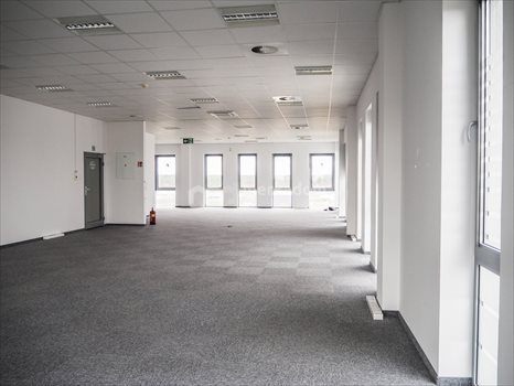 Lokal użytkowy na wynajem Dąbrowa 100m2 Foto 4