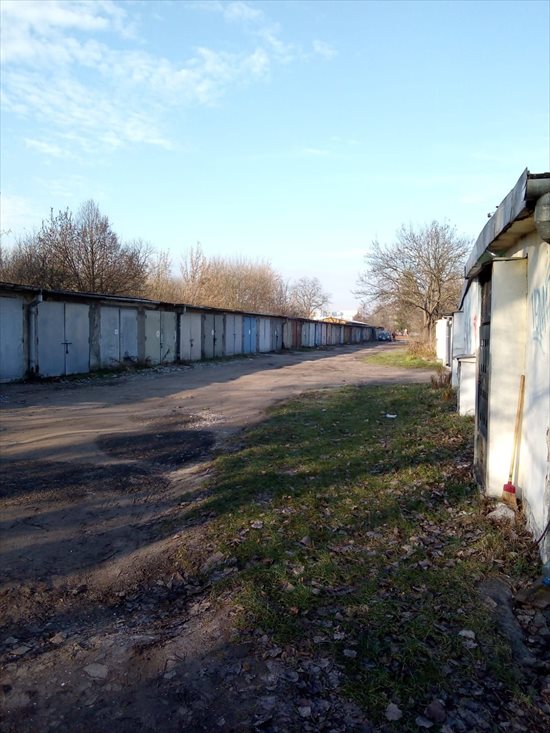 Garaż na sprzedaż Kraków, Ugorek, Spadochroniarzy 18m2 Foto 1