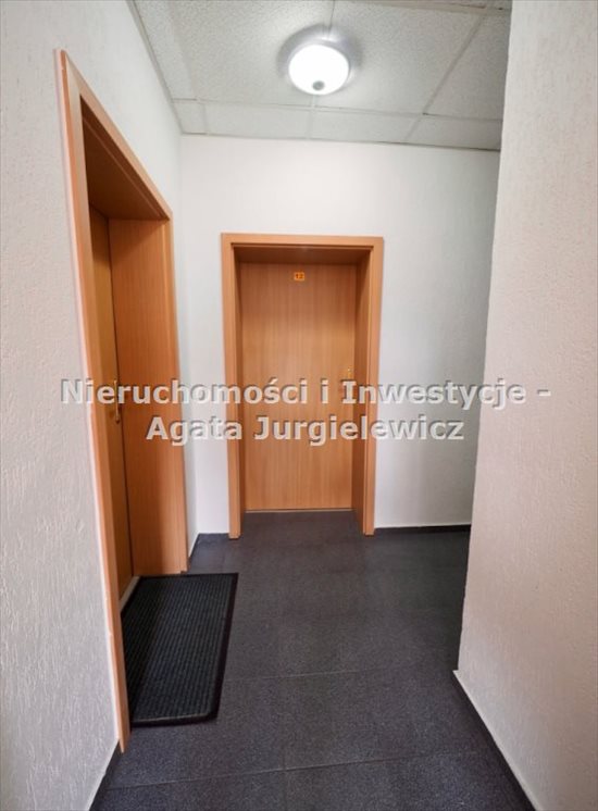 Lokal użytkowy na wynajem Oleśnica 23m2 Foto 2