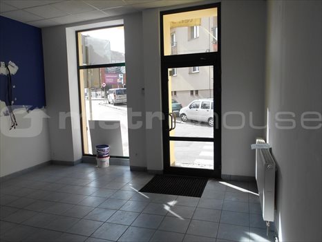 Lokal użytkowy na wynajem Tarnowskie Góry, Tarnowskie Góry 60m2 Foto 1