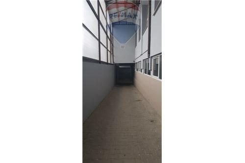 Lokal użytkowy na wynajem Nowy Targ 200m2 Foto 6