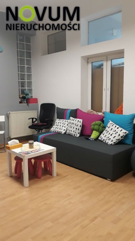 Lokal użytkowy na wynajem Tarnowskie Góry 30m2 Foto 1