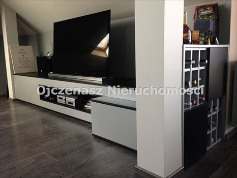 Mieszkanie trzypokojowe na sprzedaż Niemcz 98m2 Foto 1