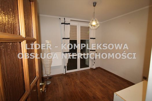 Mieszkanie trzypokojowe na wynajem Częstochowa, Centrum 61m2 Foto 2