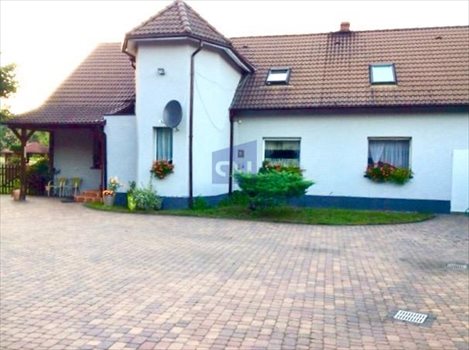 Dom na sprzedaż Dąbrówka Dolna 200m2 Foto 1