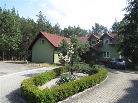 Dom na sprzedaż Niedźwiedź 277m2 Foto 1