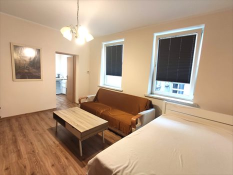 Kawalerka na sprzedaż Gliwice, Śródmieście, Średnia 33m2 Foto 4
