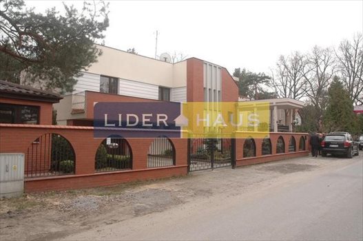 Dom na wynajem Łomianki, Buraków 380m2 Foto 1