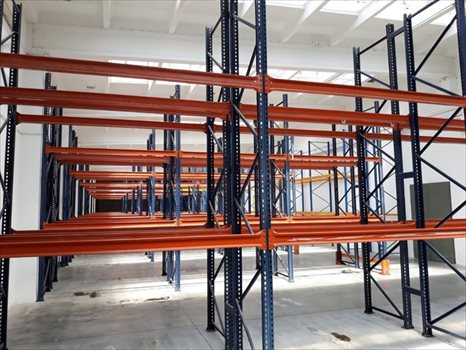 Lokal użytkowy na wynajem Rzeszów, Zalesie 2 230m2 Foto 3