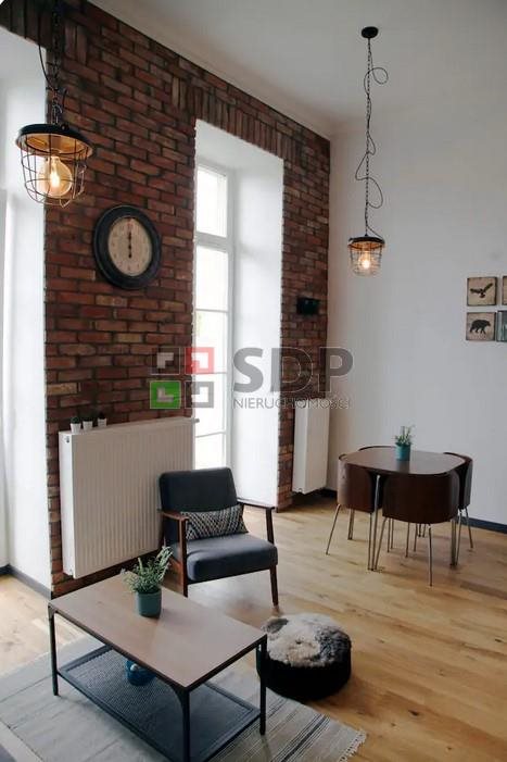 Mieszkanie dwupokojowe na wynajem Wrocław, Stare Miasto, Jana Pawła II 40m2 Foto 2