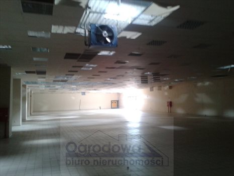 Lokal użytkowy na wynajem Warszawa, Wesoła 2 020m2 Foto 1
