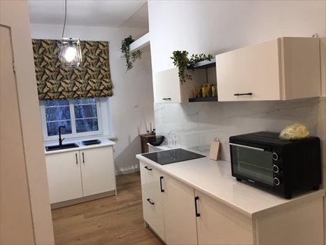 Mieszkanie dwupokojowe na wynajem Gliwice, Centrum, Korfantego 60m2 Foto 2