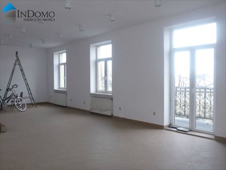 Lokal użytkowy na wynajem Piotrków Trybunalski 150m2 Foto 2
