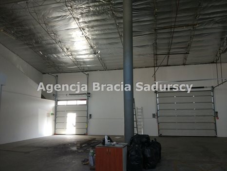 Lokal użytkowy na wynajem Kraków, Podgórze, Rybitwy 290m2 Foto 1