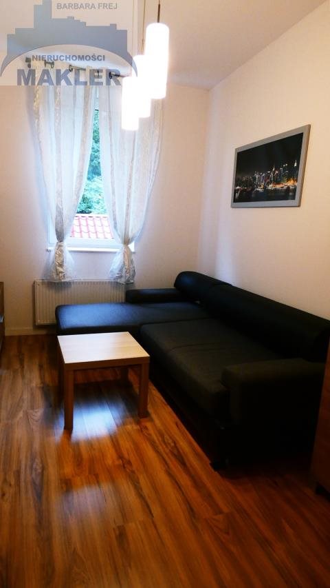 Kawalerka na wynajem Piekary Śląskie 27m2 Foto 2