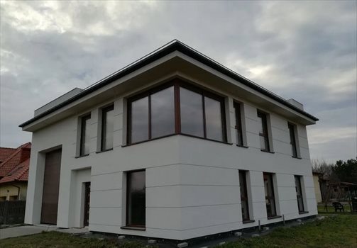 Lokal użytkowy na sprzedaż Bilcza 400m2 Foto 1
