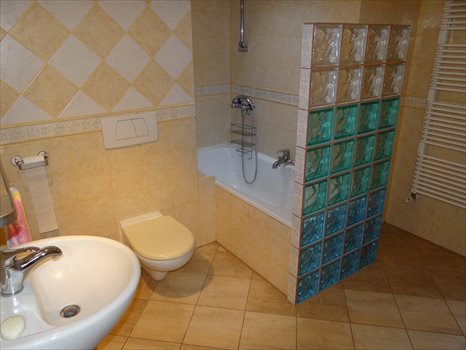 Mieszkanie czteropokojowe na sprzedaż Niemodlin 102m2 Foto 11