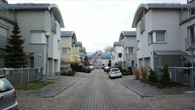 Dom na wynajem Warszawa, Praga-Południe, Libijska 220m2 Foto 3
