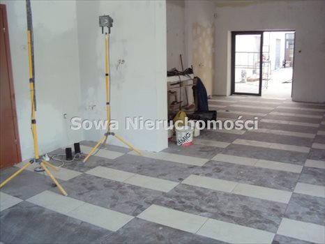 Lokal użytkowy na wynajem Świdnica 160m2 Foto 2