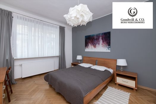 Mieszkanie dwupokojowe na sprzedaż Gdynia, Śródmieście, Świętojańska 60m2 Foto 1