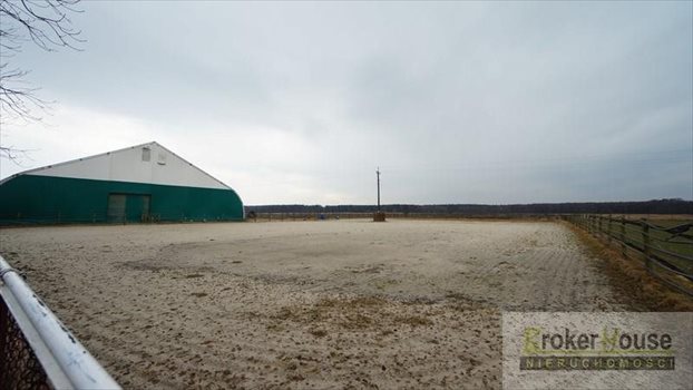 Lokal użytkowy na sprzedaż Bierdzany 350m2 Foto 3