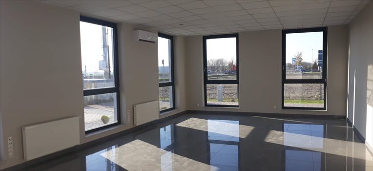 Lokal użytkowy na wynajem Sanok 1 790m2 Foto 7