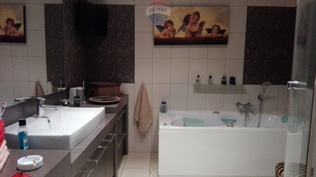 Mieszkanie dwupokojowe na sprzedaż Nowy Targ, Długa 105m2 Foto 5