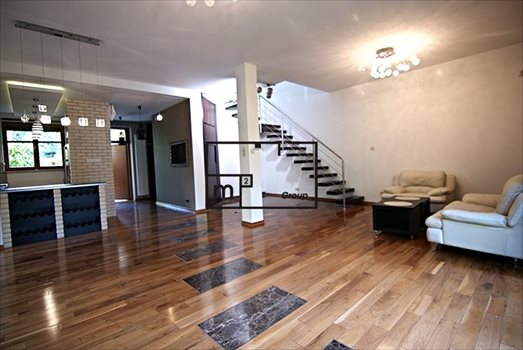 Dom na wynajem Bielawa 240m2 Foto 4