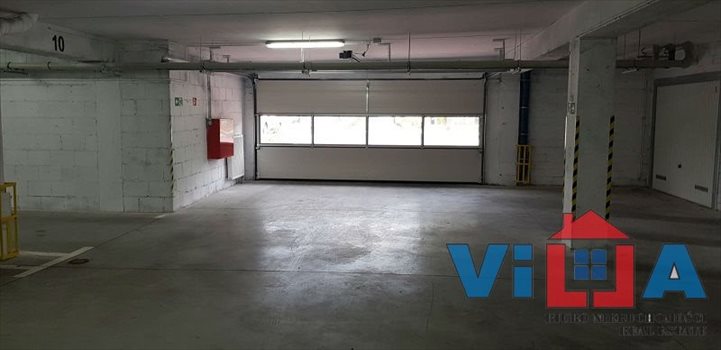 Garaż na wynajem Zielona Góra, os. Źródlane 35m2 Foto 1