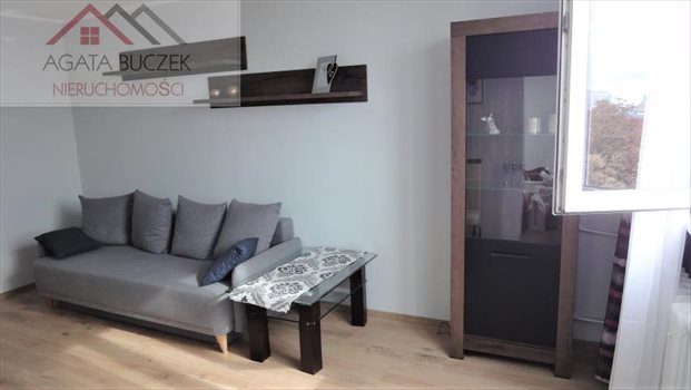 Mieszkanie trzypokojowe na wynajem Wrocław, Krzyki, Przestrzenna 50m2 Foto 1