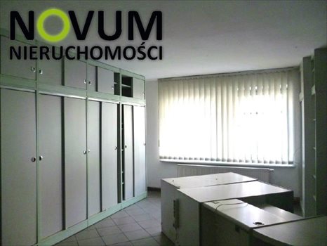 Lokal użytkowy na wynajem Tarnowskie Góry, Śródmieście 81m2 Foto 1