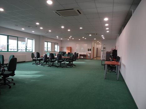 Lokal użytkowy na wynajem Piaseczno, ul. Puławska 262m2 Foto 3