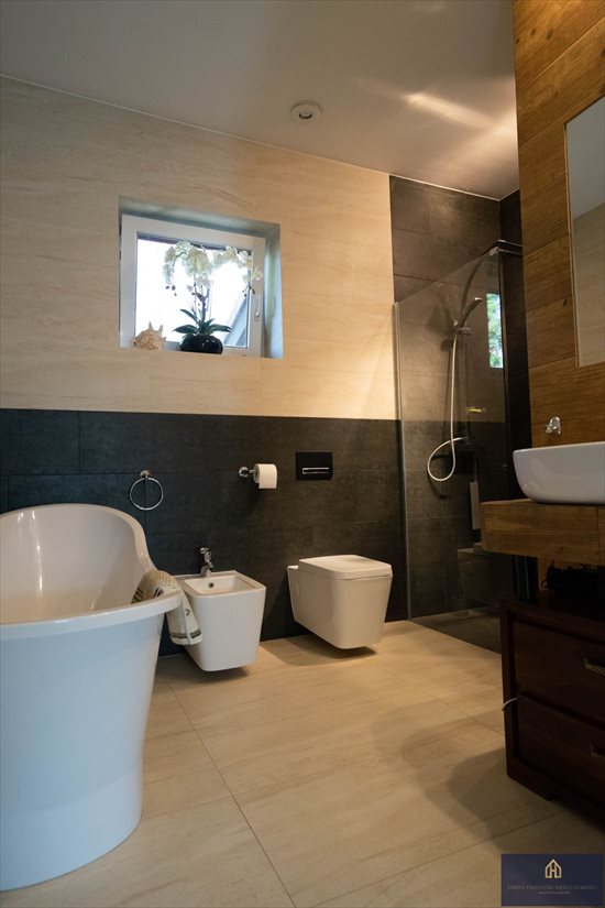 Luksusowy dom na sprzedaż Opypy 220m2 Foto 11