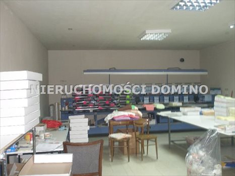 Lokal użytkowy na sprzedaż Łódź, Górna 750m2 Foto 1