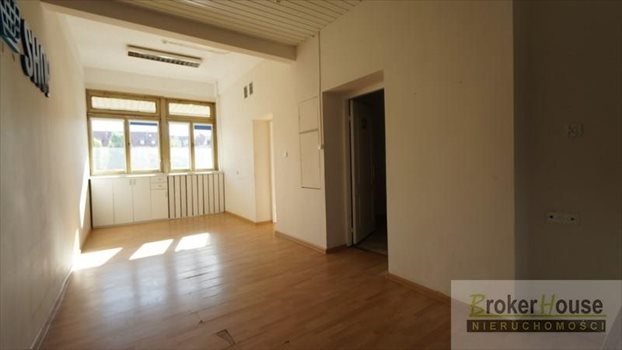 Lokal użytkowy na sprzedaż Opole, Centrum 60m2 Foto 3