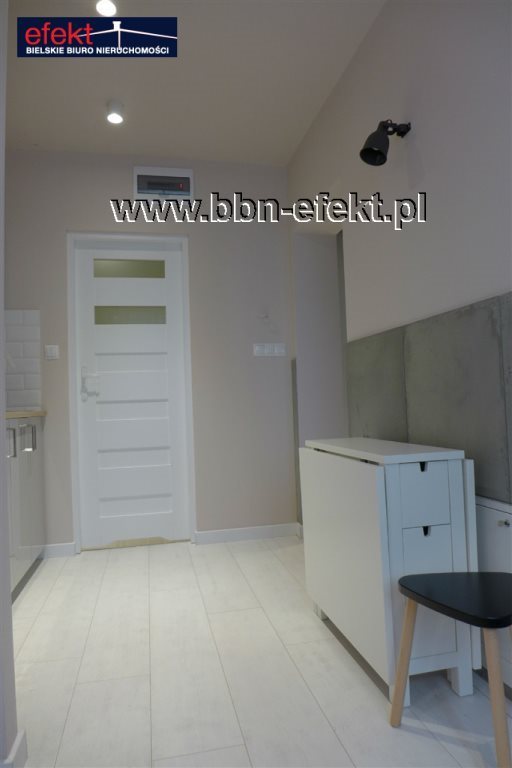 Kawalerka na wynajem Bielsko-Biała, Centrum 27m2 Foto 7