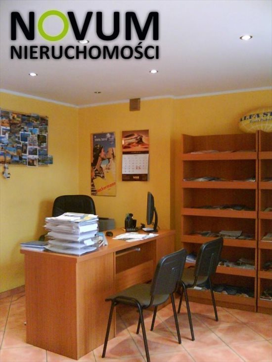 Lokal użytkowy na sprzedaż Tarnowskie Góry, Śródmieście 36m2 Foto 2