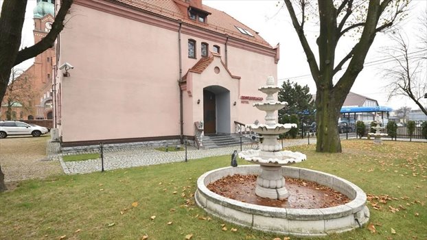Lokal użytkowy na sprzedaż Tarnowskie Góry, Bobrowniki 1 737m2 Foto 1