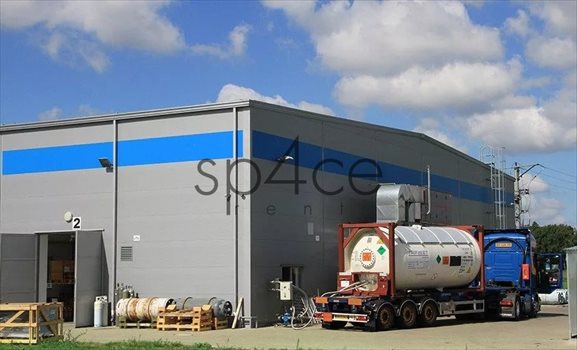Lokal użytkowy na wynajem Stryków 7 200m2 Foto 1