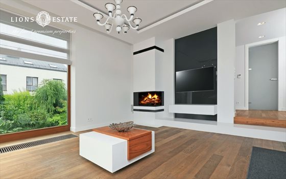 Dom na wynajem Bielawa, Warszawska 220m2 Foto 2